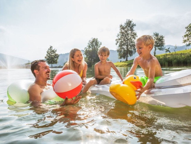 Freier Eintritt im Badesee Flachauwinkl und Reitdorf © Flachau Tourismus_Markus Berger